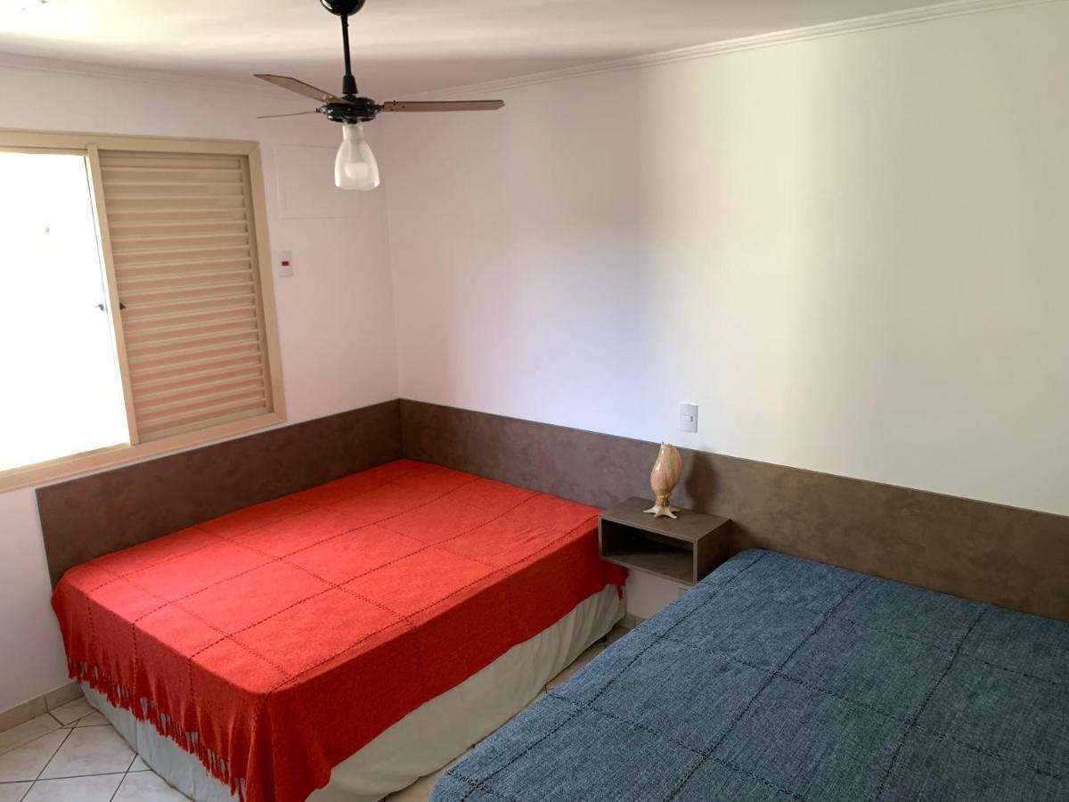 Apartamento Enseada Гуаружа Екстериор снимка