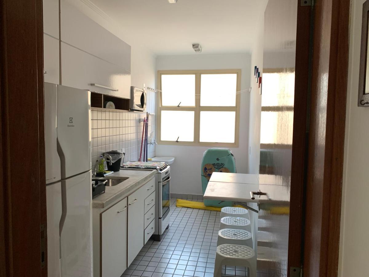 Apartamento Enseada Гуаружа Екстериор снимка